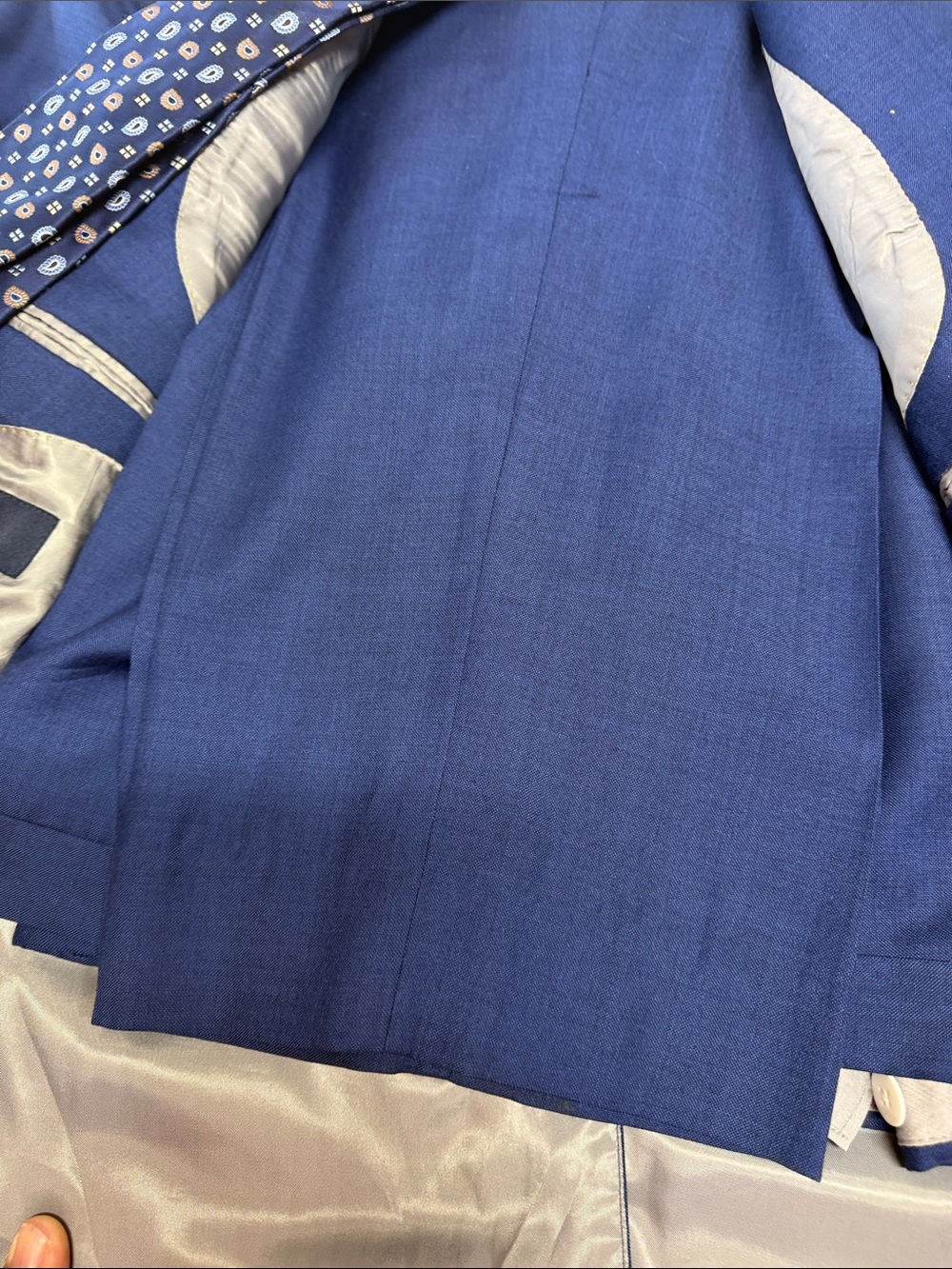 Margolis Hart Schaffner Marx Royal Blue Two-Button suit ( 50x48x37) - Picture 10 of 17